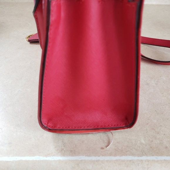 Michael Kors Handbag - Picture 3 of 4